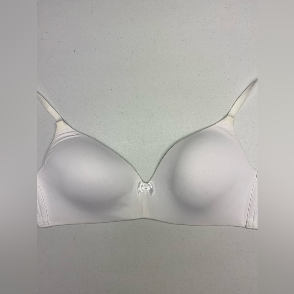 LVR WHT Wireless, 38C. *P1009